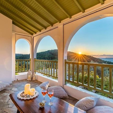 Nina-Myrtia Countryside House Skopelos Ditropo Exterior foto